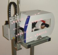 江蘇條碼打印貼標(biāo)機(jī)，配流水線實(shí)時(shí)打印自動(dòng)貼